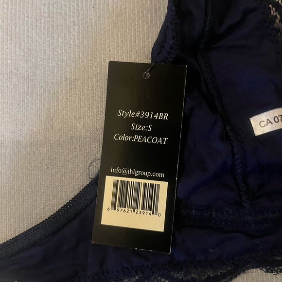 Women size small lace bralette - Picture 2 of 4